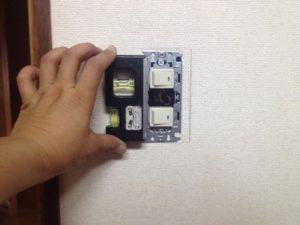 名古屋市瑞穂区にてスイッチの取替工事を行いました。